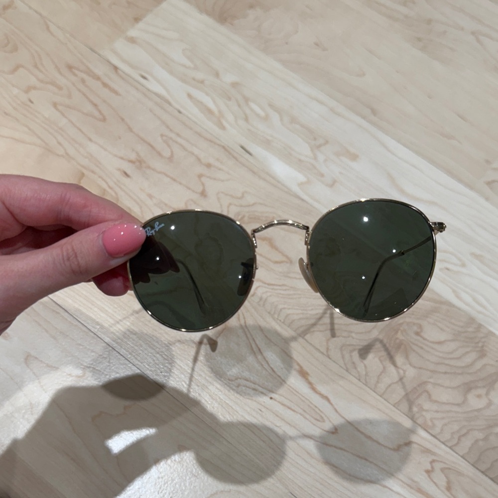 Ray-Ban Gold Frame Sunglasses with Dark Lenses
